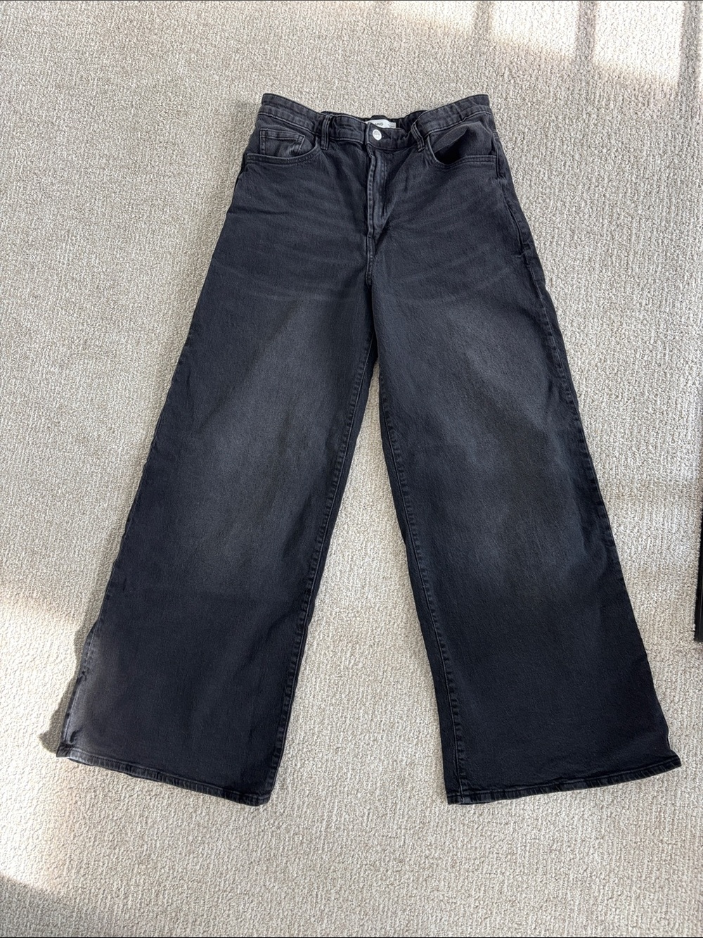 Mango MNG High-Waisted Wide-Leg Cropped Jeans - Washed Black